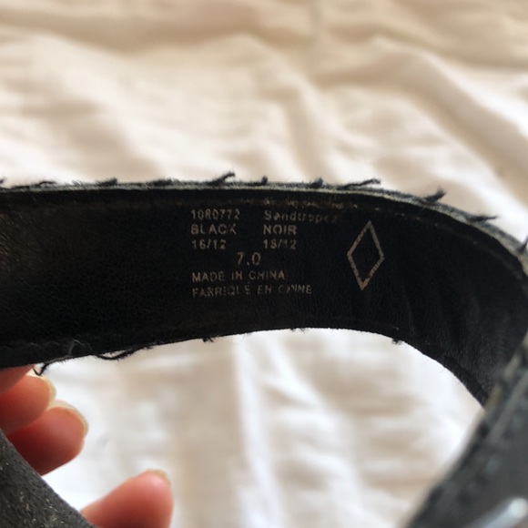 COPY - 2 for $20 Leather Aerosoles sandals - Picture 4 of 4